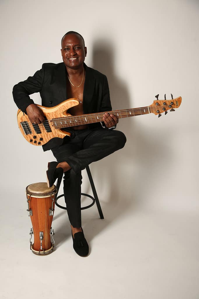 Alfred Hechavarrio Clarissima